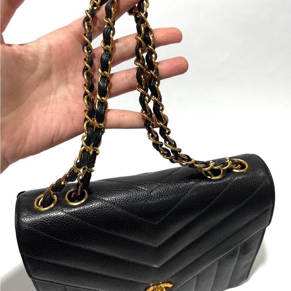 Gorgous VINTAGE Super RARE Chanel envelope flap 24k ghw BLACK CAVIAR - Picture 5 of 16